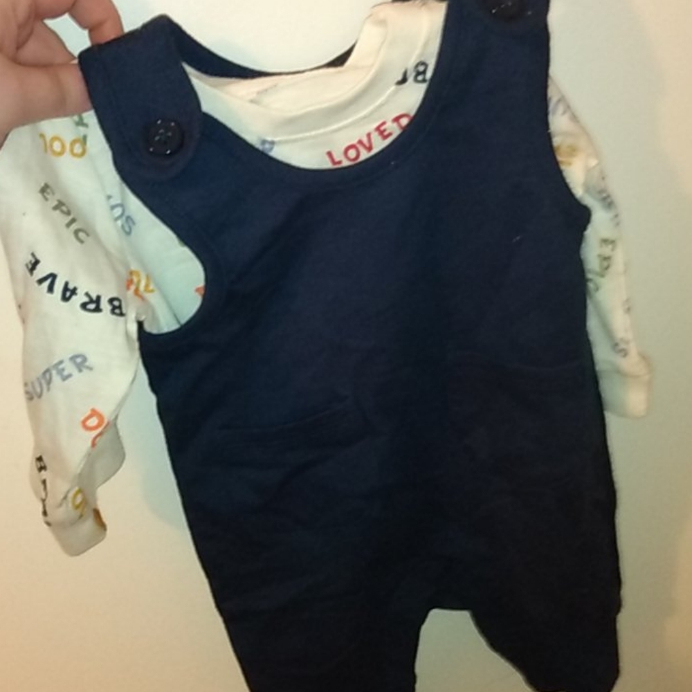 Baby Boys 0-3 M Long Sleeved Overalls